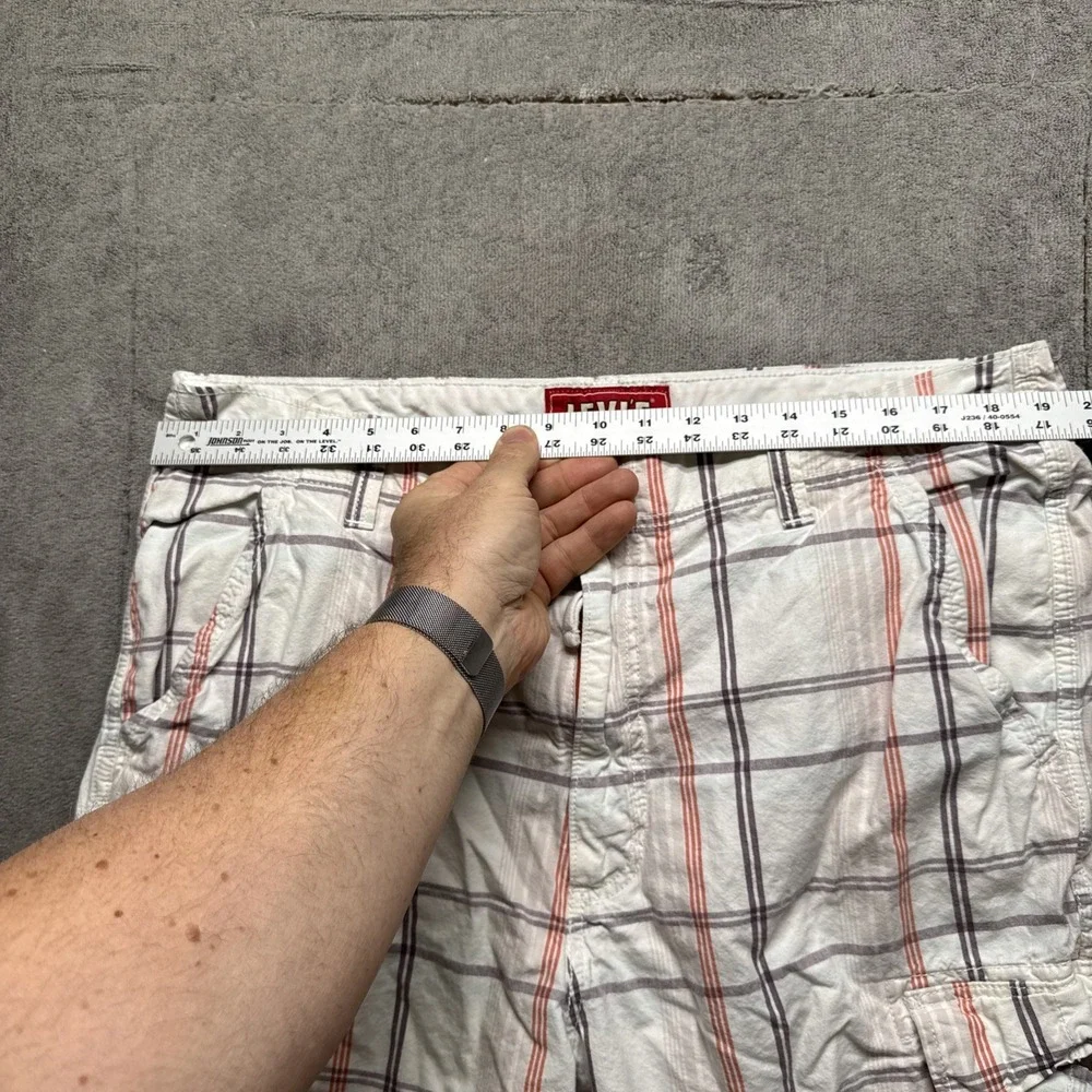 Levi's Plaid‎ Cargo Shorts Mens 38 9